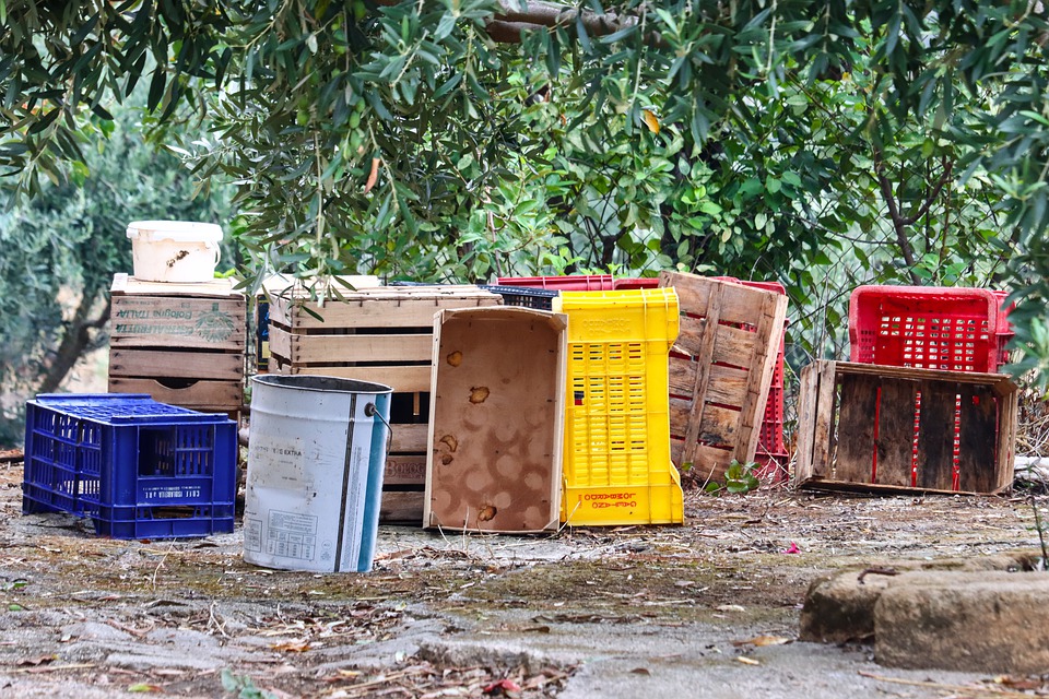 Πρόστιμο 400 ευρώ σε όσους καταλαμβάνουν παράνομα δρόμο ή πεζοδρόμιο
