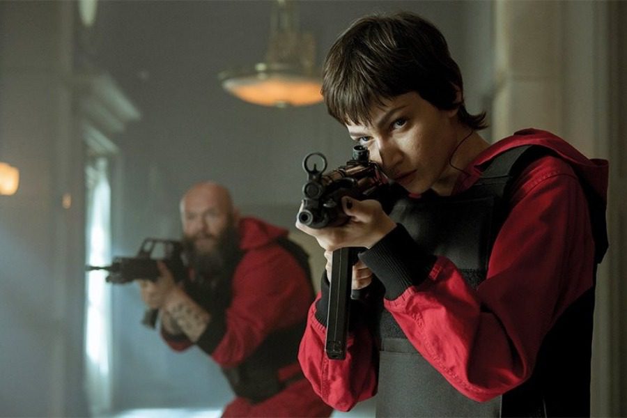 H Τόκιο του «La Casa de Papel» ξεκίνησε διακοπές -Η photo με το μπικίνι με τα 2 εκατ. likes σε λίγες ώρες