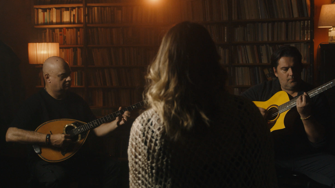 φωτογραφία από το video clip 2