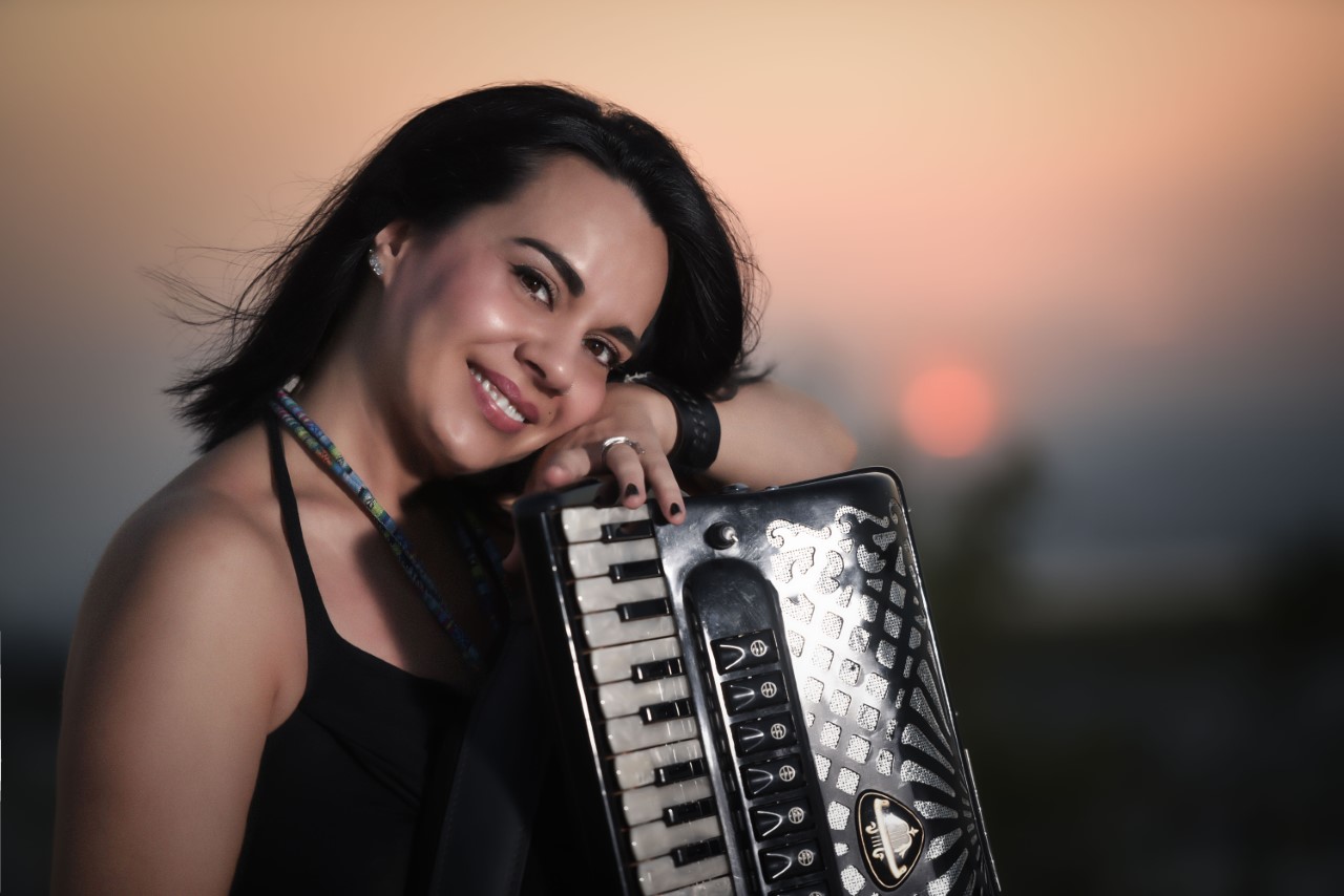 Ελληνίδα γράφει μουσική για ταινία του Χόλυγουντ: Ζωή Τηγανούρια