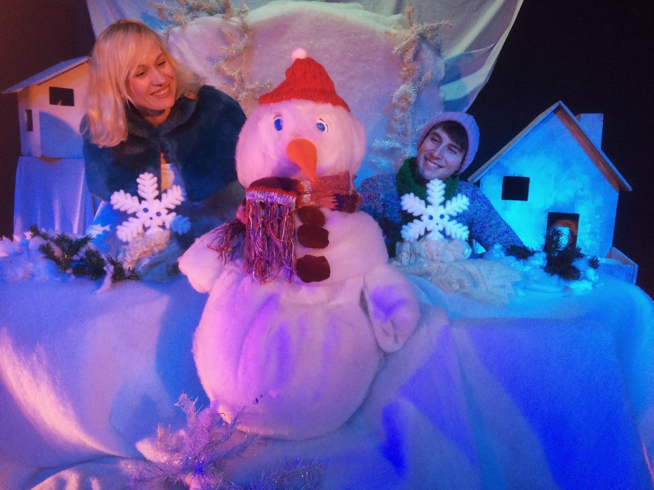 ωthumbnail Πρωτοχρονιά στη Χώρα των Χιονανθρώπων